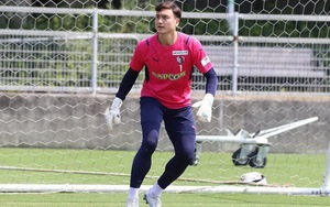 Văn Lâm tái xuất V-League, gia nhập Topenland Bình Định