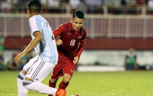 Huy hiệu không thay quốc kỳ trên áo đấu tuyển Việt Nam