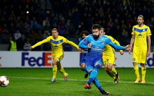 ĐIỂM NHẤN BATE 2-4 Arsenal: Giroud ghi bàn thứ 100. Wenger tiếp tục tin tưởng lứa trẻ