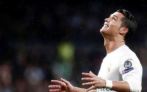 QUAY CHẬM: Ronaldo sút hụt khó tin, bỏ lỡ cơ hội mở tỷ số cho Real