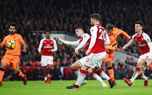 CĐV Arsenal như 'phát điên' khi Pháo thủ chọc thủng lưới Liverpool 3 lần trong 5 phút