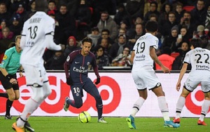 NGOẠN MỤC: Neymar solo qua 6 cầu thủ trước khi ghi bàn