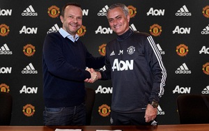 Mourinho nói gì sau khi chính thức gia hạn hợp đồng với M.U đến năm 2020?