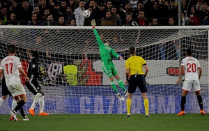 Cận cảnh pha cứu thua xuất thần của De Gea trước Sevilla