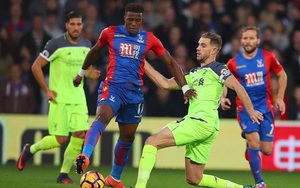 Crystal Palace 1-2 Liverpool: Salah lại tỏa sáng, sánh ngang Ronaldo và Van Persie
