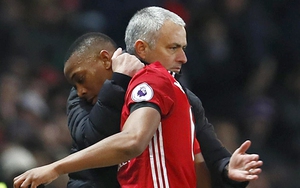 CẬP NHẬT tối 3/5: 'Messi ghen tị với Ronaldo'. Mourinho dỗ ngọt Martial. Real chất lượng hơn Liverpool