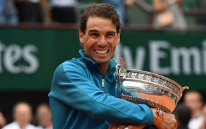 Rafael Nadal bật khóc khi lần thứ 11 vô địch Roland Garros