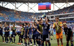 Nhật Bản là đội đầu tiên trong lịch sử World Cup đi tiếp nhờ điểm fair-play