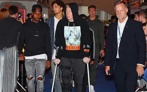 Kevin De Bruyne chấn thương nặng, phải chống nạng, có thể ngồi ngoài 3 tháng