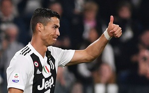 CẬP NHẬT sáng 23/10: Oezil tỏa sáng giúp Arsenal ngược dòng. Rộ tin Sanchez rời M.U