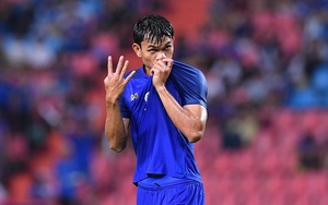 CẬP NHẬT tối 16/11: Sanchez nổi điên trong phòng thay đồ M.U. Thái Lan có nguy cơ mất tiền đạo ‘khủng’