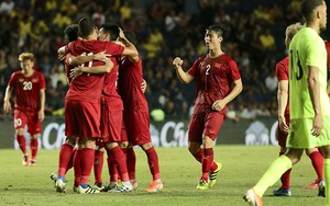 VIDEO: Quang Hải thả bóng 'như có mắt đằng sau', Đức Huy gỡ hòa cho Việt Nam