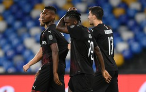 Napoli 2-2 AC Milan: Milan tiếp tục nuôi hy vọng giành vé Europa League