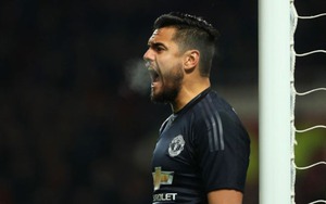 Bóng đá hôm nay 13/10: Nội bộ MU bất ổn vì Romero. Guardiola bị chê bai về chiến thuật