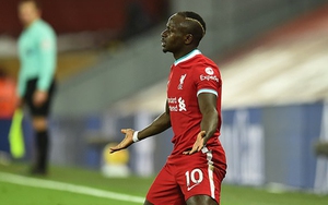 Tái hiện kỷ lục buồn sau 16 năm, bộ ba của Liverpool bị chỉ trích nặng nề