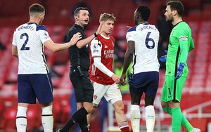 Mourinho: "Tôi có vấn đề với trọng tài về các quả penalty"