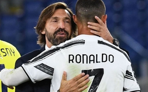 Thua sốc Benevento, Pirlo và Ronaldo vẫn BLĐ Juve được ủng hộ