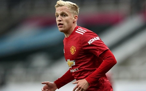 Solskjaer có thể làm gì để cứu sự nghiệp của Van de Beek?
