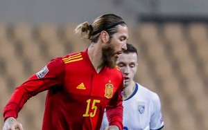 'Tây Ban Nha không Ramos như Argentina không Messi'