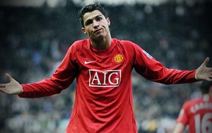 Tiết lộ lý do thực sự khiến MU chiêu mộ Ronaldo vào phút chót