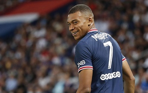 Mẹ Mbappe cập nhật tình hình đàm phán hợp đồng với PSG
