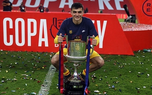 Pedri giành giải Cậu bé Vàng 2021