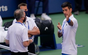 Cộng đồng mạng dậy sóng vụ Djokovic thua kiện