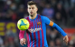 Pique tự ‘sao kê’ thu nhập ở Barca để giải oan