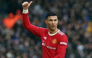 Ronaldo bị chỉ trích vì bỏ lỡ cơ hội khi chỉ cách khung thành 3 mét