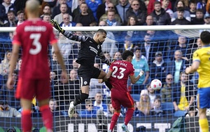 ĐIỂM NHẤN Brighton 0-2 Liverpool: Tiếp tục phả hơi nóng vào gáy Man City