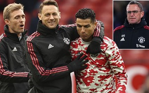 Fletcher có thể giúp bình ổn phòng thay đồ MU