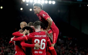 Liverpool 2-0 Villarreal: Tàu ngầm Vàng bị chìm ở thành phố cảng!