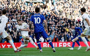 Man City tiếp tục thắng đậm, vững bước tới ngôi vô địch