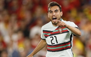 Tây Ban Nha 1-1 Bồ Đào Nha: Ronaldo tịt ngòi, kép phụ giải cứu Bồ Đào Nha