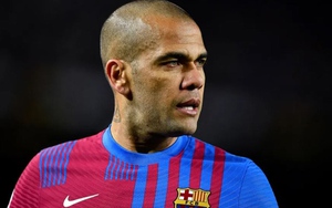 Bóng đá hôm nay 12/7: Phái đoàn MU đến Barcelona chốt vụ De Jong, Alves chỉ trích Barca