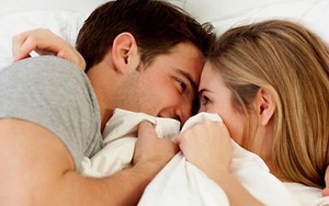 Mỗi tháng làm 'chuyện ấy' bao nhiêu lần?