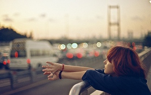 Đừng để con một mình