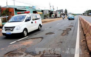 Con đường trăm tỷ vừa hoàn thành đã xuống cấp