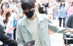 Lee Min Ho lên đường nhập ngũ, fan bịn rịn chia tay