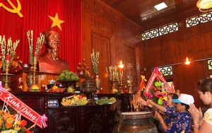 Kỷ niệm Ngày sinh Bác Hồ 19/5: Người dân mọi miền Tổ quốc hướng về Người