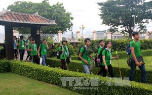 Ngày sinh nhật Bác về thăm Trường Dục Thanh