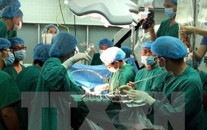 Đồng Nai: Phẫu thuật cứu sống bé gái 1 ngày tuổi bị thủng ruột