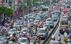 Hà Nội: Dự thảo nghị quyết cấm xe máy, thu phí xe đi giờ cao điểm để giảm ùn tắc