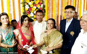 May mắn gọi tên, cô gái bị tạt axit lấy chồng như ý