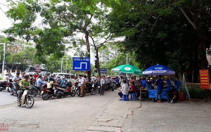 Thứ trưởng Bộ GD - ĐT lên tiếng về việc đính chính mã đề thi môn Vật lý