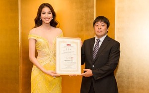 Phạm Hương rạng rỡ trong khoảnh khắc được bổ nhiệm làm Đại sứ Nhật Ngữ