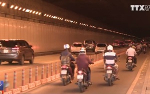 VIDEO: Chấm dứt việc trú mưa trong hầm vượt sông Sài Gòn