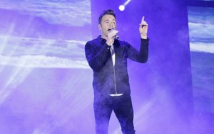 Đêm nhạc Shane Filan - Love Always Tour 2017: Khán phòng bùng cháy, 'fan cuồng' không thể ngồi yên