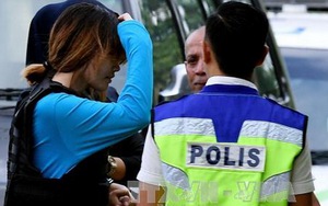 Đoàn Thị Hương mặc áo chống đạn ra hầu tòa ở Malaysia