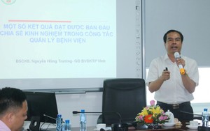 Lãnh đạo các bệnh viện tham quan mô hình quản lý tại Bệnh viện ĐK thành phố Vinh